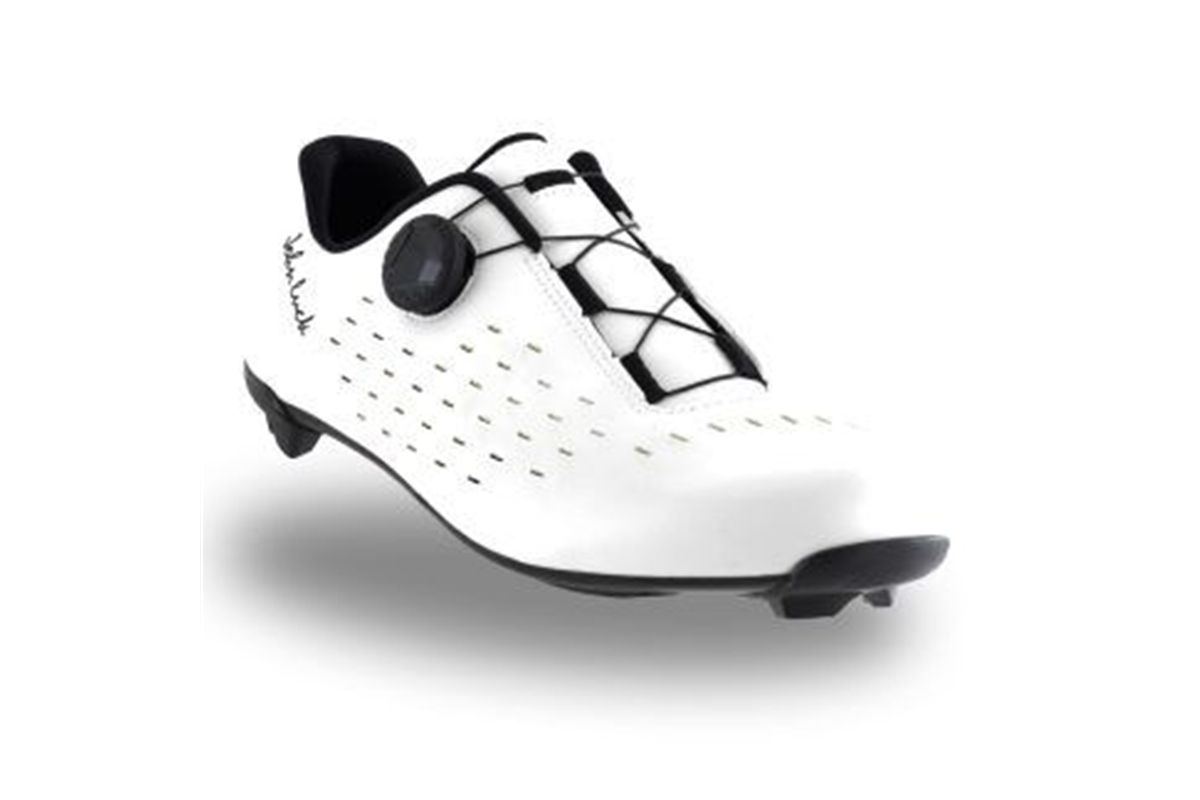 Zapatillas-Ciclismo-Carretera-Blancas-John-Luck-Panzer-1-324x324.jpg