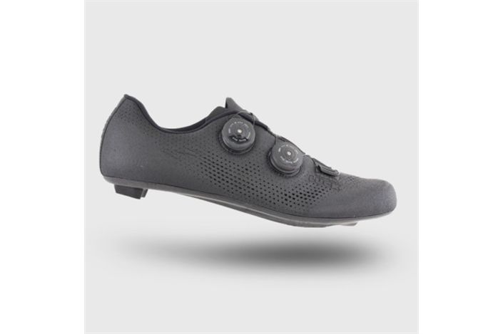 pilot-zapatillas-carretera-negras-on-steam.jpg