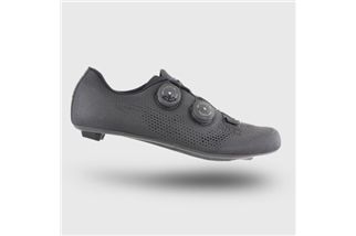 pilot-zapatillas-carretera-negras-on-steam.jpg